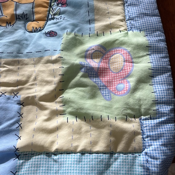 Winnie The Pooh crib quilt - Picture 3 of 4